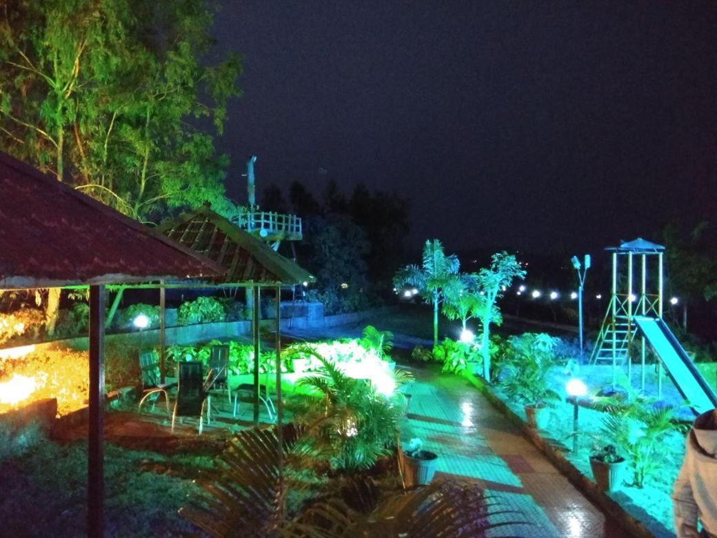 Yogadaa Royal Resort Mahābaleshwar Zewnętrze zdjęcie